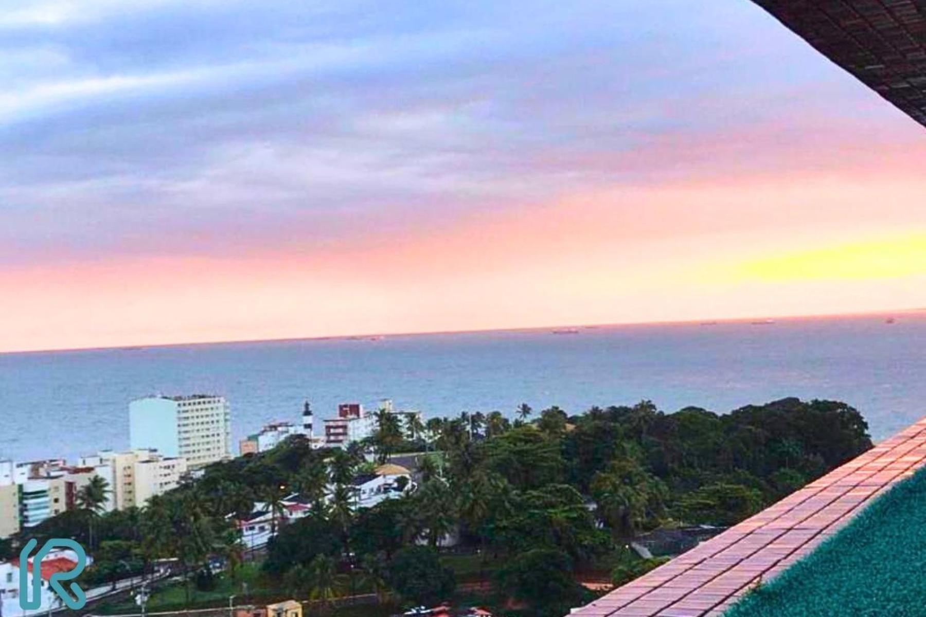 Lindo Completo Na Barra Com Piscina No Rooftop Do Edf, Proximo Ao Porto Da Barra
